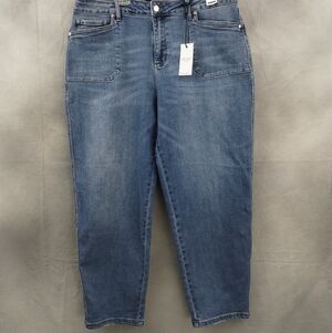 NEW Judy Blue Barrel Jeans